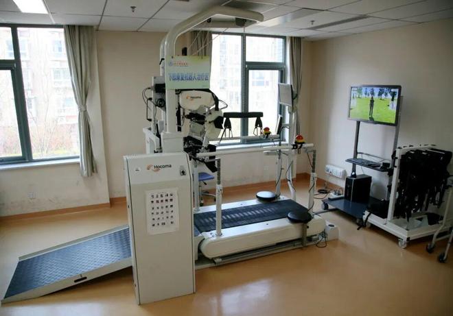 以專業為翼，行康復之實，護生命之安——首都醫科大學附屬北京康復醫院為患者點亮希望之光 康復輔具適配服務